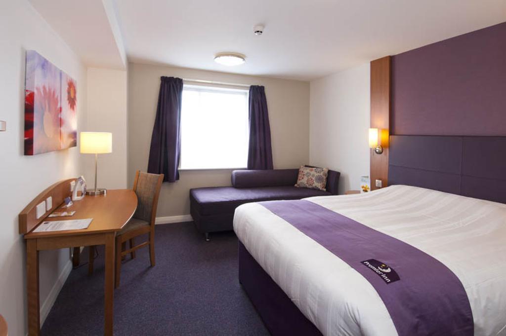Premier Inn Newcastle - Gosforth/קרמלינגטון מראה חיצוני תמונה