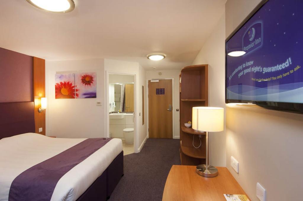 Premier Inn Newcastle - Gosforth/קרמלינגטון מראה חיצוני תמונה